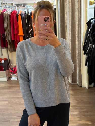 Erika Knit Grey